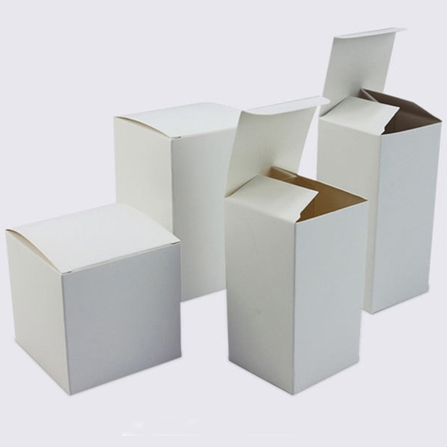 hộp carton trắng nắp gài