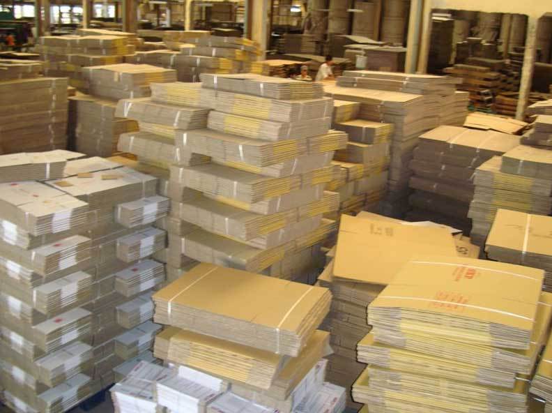 Làm thùng carton giá rẻ TPHCM